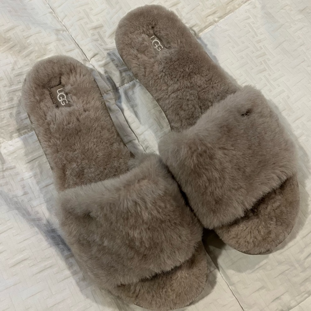 UGG Cozette slipper size 10